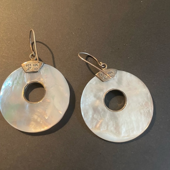 BEAUTIFUL MOTHER OF PEARL WITH STERLING ACCENT DROP HOOP EARRINGS - Picture 7 of 7
